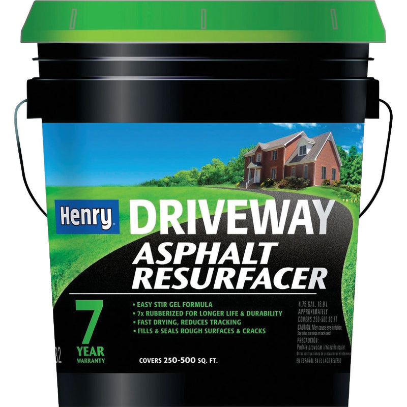 Henry 4.75 Gal. Blacktop Driveway Resurfacer