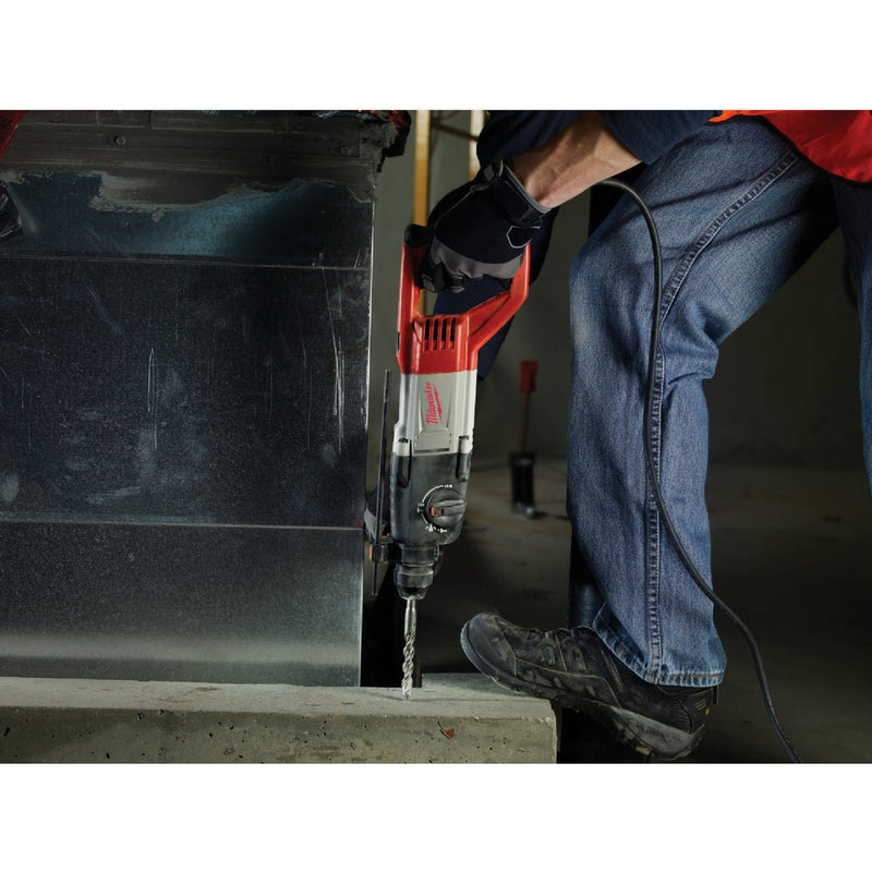 Milwaukee 1 In. SDS-Plus 8.0-Amp Electric Rotary Hammer Drill