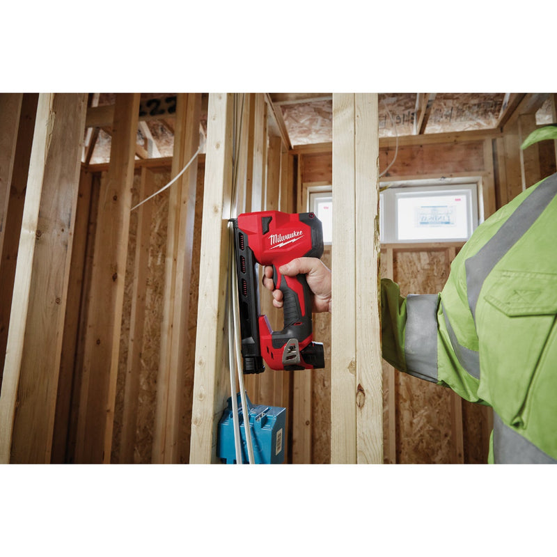 Milwaukee M12 1 In. Cordless Cable Stapler (Tool Only)