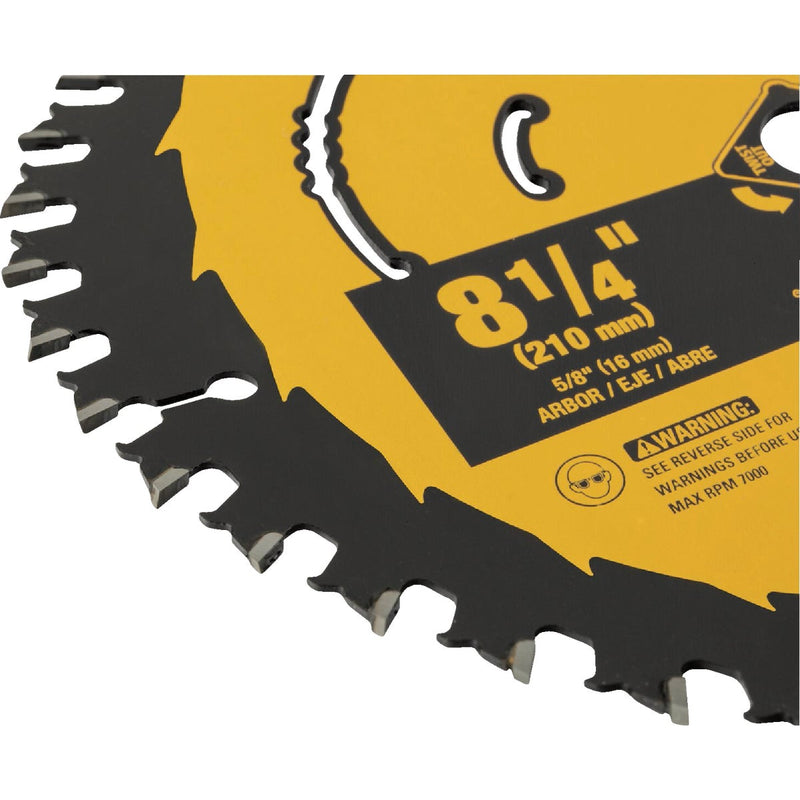 DEWALT 8-1/4 In. 24-Tooth Framing /Ripping Blister Circular Saw Blade