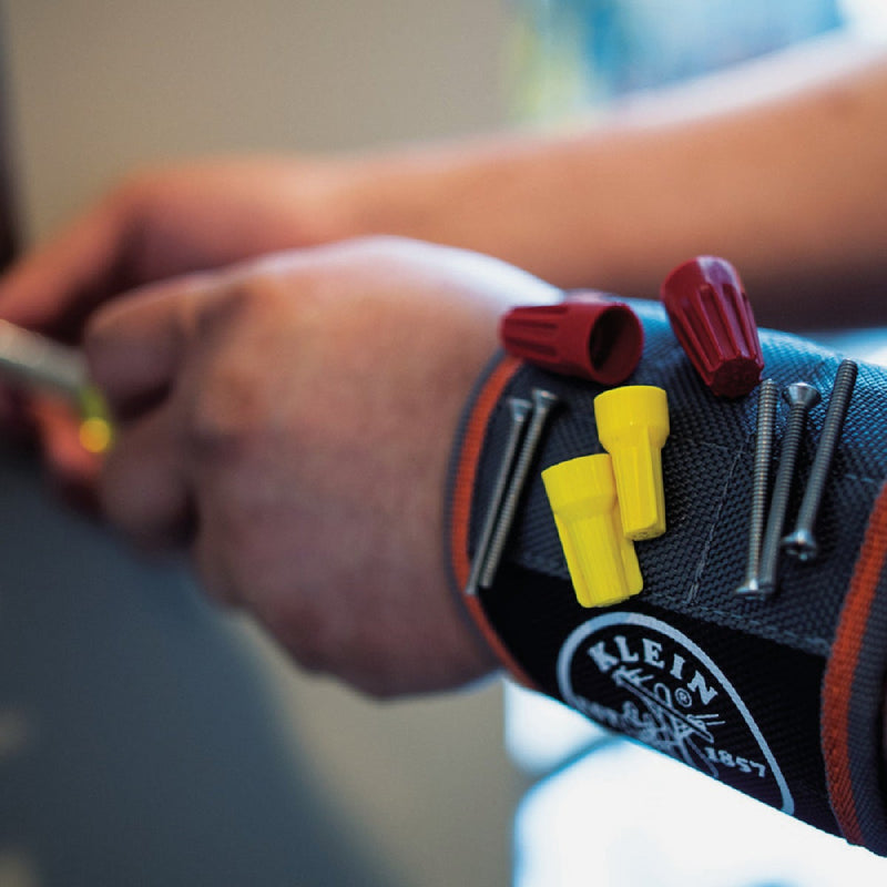 Klein Tradesman Pro Magnetic Wristband