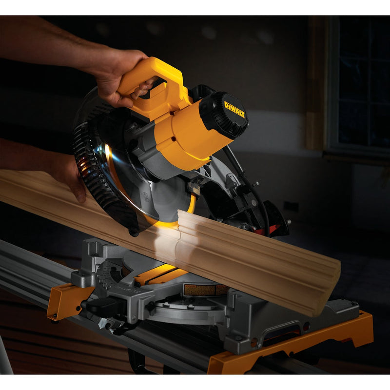 DEWALT 10 In. 15-Amp Single-Bevel Compound Miter Saw