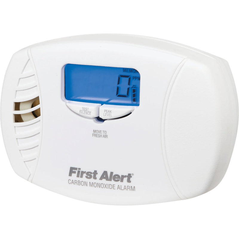 First Alert Plug-In 120V Electrochemical Easy To Read Digital Display Carbon Monoxide Alarm