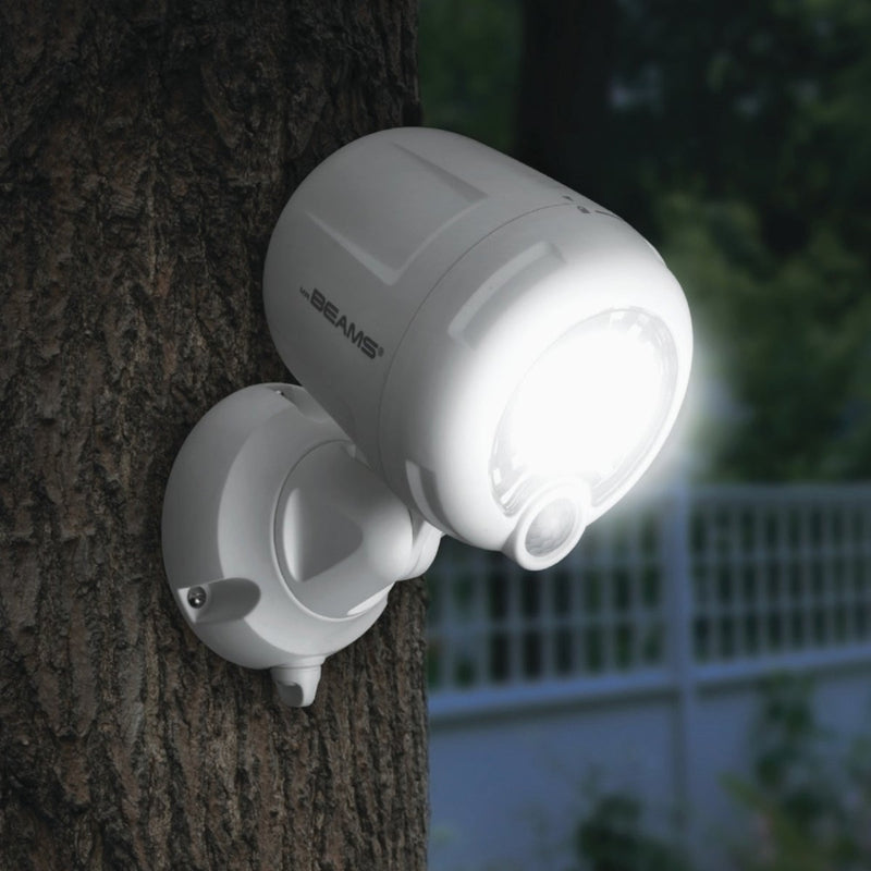 Mr. Beams XT 200-Lumen White Motion Sensing/Dusk-To-Dawn Spotlight Outdoor Battery Operated LED Light Fixture