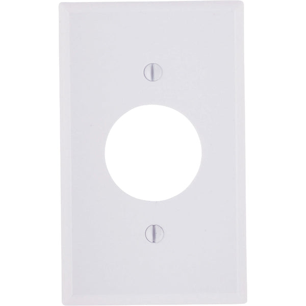 Leviton 1-Gang Smooth Plastic Single Outlet Wall Plate, White