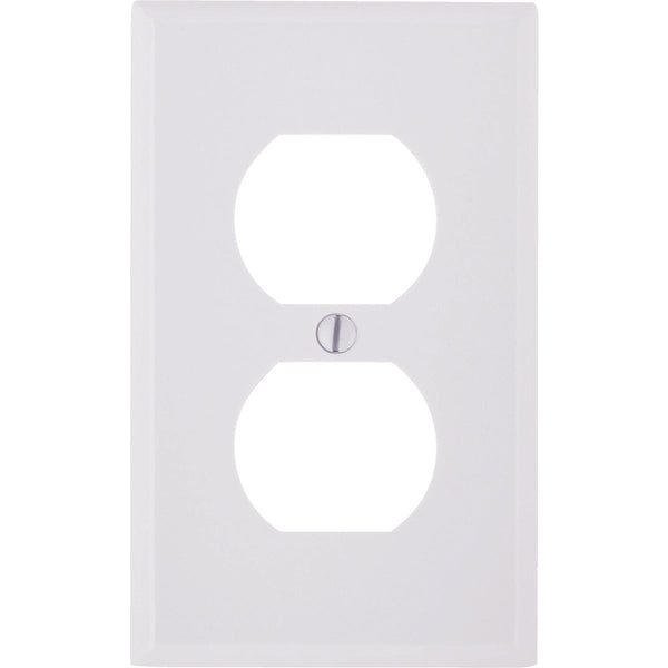 Leviton 1-Gang Smooth Plastic Outlet Wall Plate, White