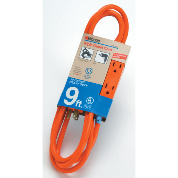 Woods 9 Ft. 14/3 Triple Outlet Extension Cord
