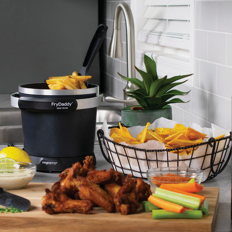 Presto FryDaddy 1 Qt. Black Aluminum Deep Fryer