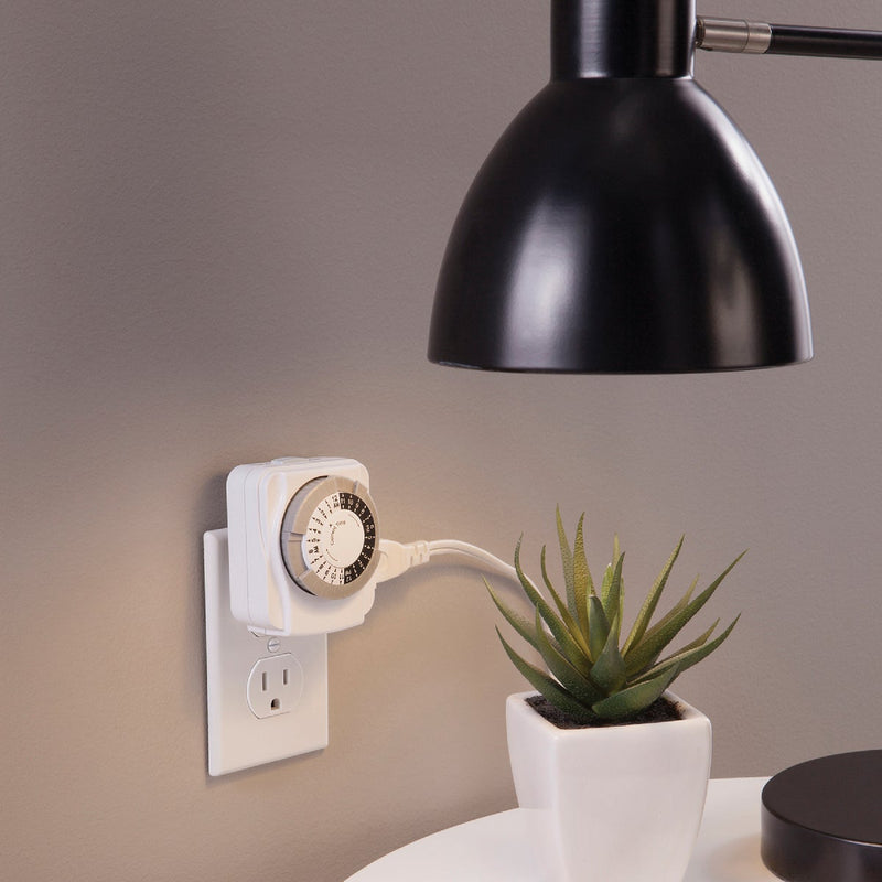 Prime 1-Outlet Indoor 24 Hr. Electromechanical Timer