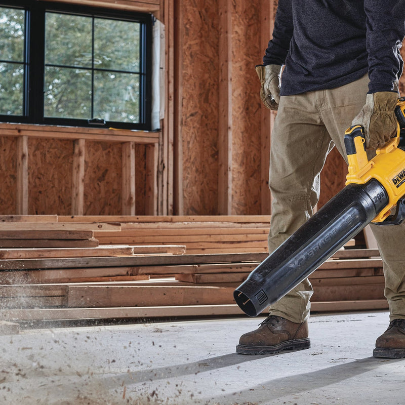 DEWALT 20V MAX XR Brushless Cordless Blower Kit with 5.0 Ah Battery & Charger