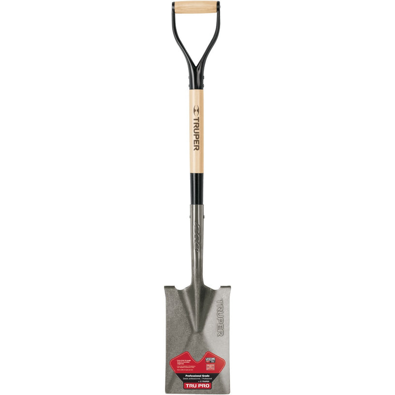 Truper Tru Pro 30 In. Wood D-Handle Garden Spade