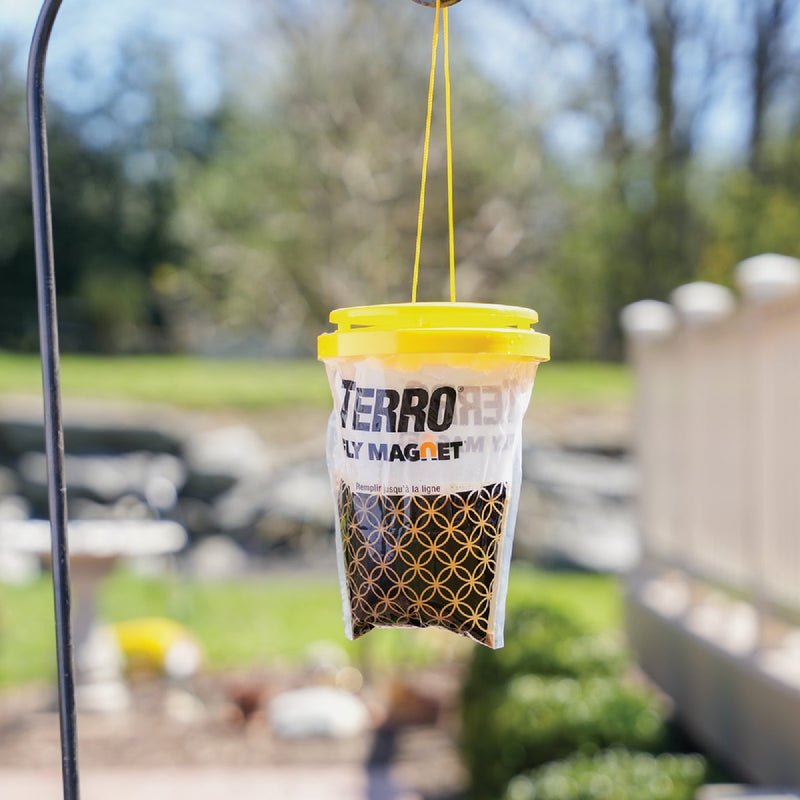 Terro Fly Magnet Disposable Outdoor Fly Trap