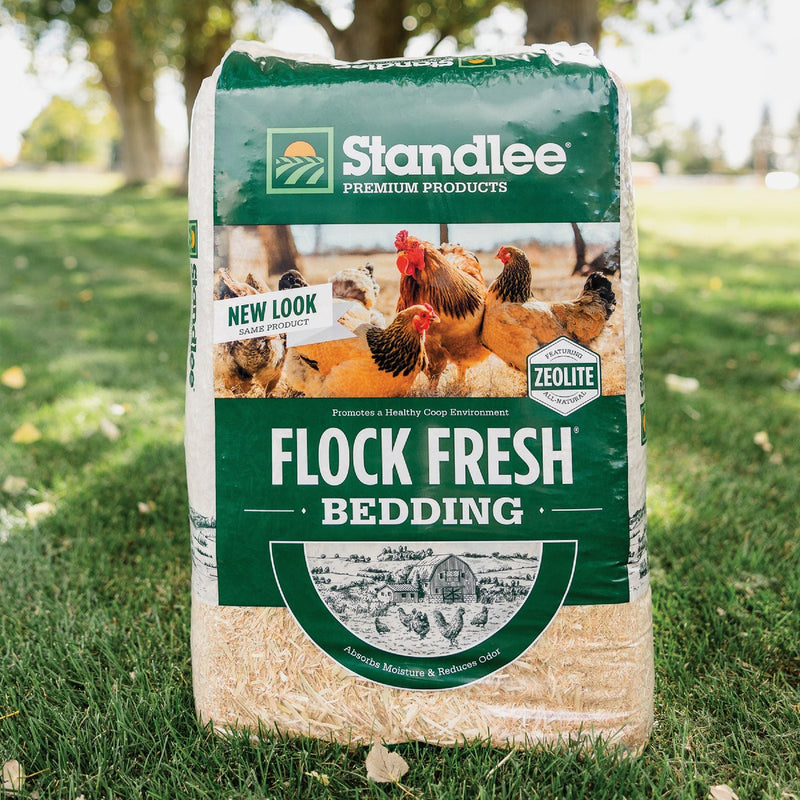 Standlee Premium Western Forage Flock Fresh 26 Lb. Premium Poultry Bedding Straw