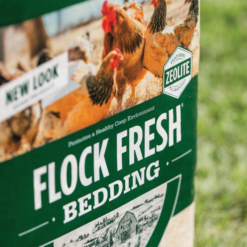 Standlee Premium Western Forage Flock Fresh 26 Lb. Premium Poultry Bedding Straw