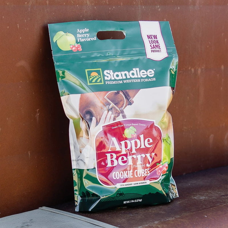 Standlee Premium Western Forage 5 Lb. Premium Apple/Berry Cookie Cubes Treats