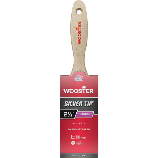 Wooster SILVER TIP 2-1/2 In. Flat Varnish And Paint Brush