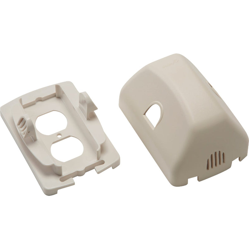 Safety 1st White Plastic Outlet Cover w/Cord Shortener