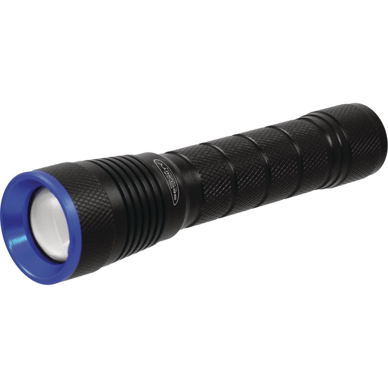 Police Security Skylar 6AA 1600 Lm. Focusing Industrial LED Flashlight